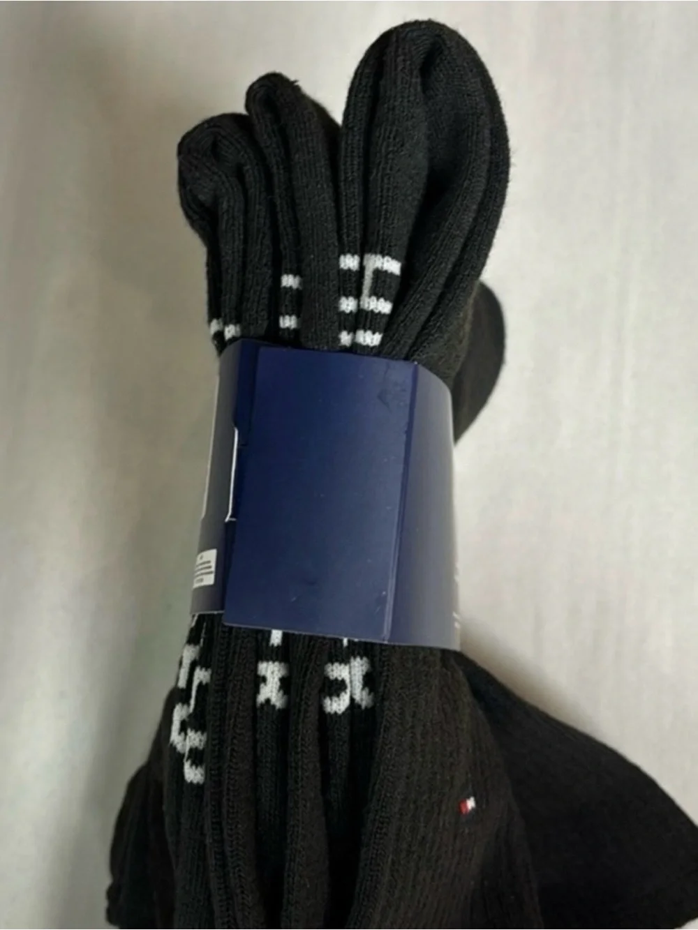 New Tommy Hilfiger Socks Men’s 5 Pairs Black Cushion Crew Socks Athletic Casual